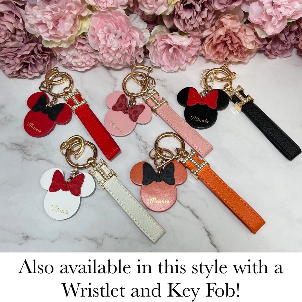 Gorgeous White Leather Minnie Mouse with Wrist Strap Key Fob Keychain - Picture 15 of 16